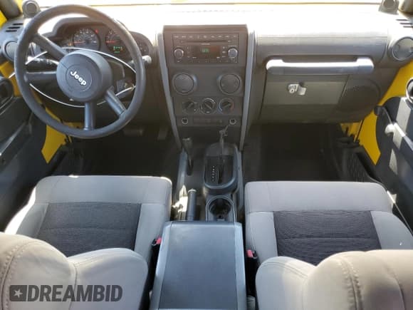 ✅ 2008 Jeep Wrangler Unlimited X • VIN: 1J4GA39198L523143 • Lot: 57351775. Listed on Copart with 84,492 mi. Free auction sales archive from the USA and detailed vehicle history report at DreamBid. Image 8.