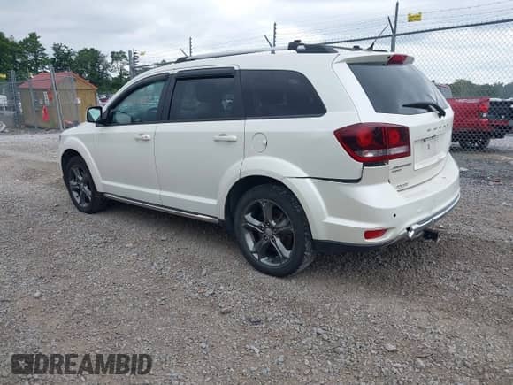 2015 Dodge Journey Crossroad с VIN 3C4PDDGG0FT589298, выставлен на аукционе IAAI как лот 42925855 с пробегом 220 557 миль миль и . История ставок и продаж доступна на DreamBid. Изображение 3.