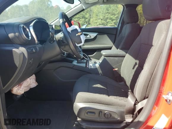 ✅ 2020 Chevrolet Blazer LT • VIN: 3GNKBCRS4LS680756 • Lot: 86860445. Listed on Copart with 40,615 mi. Free auction sales archive from the USA and detailed vehicle history report at DreamBid. Image 7.