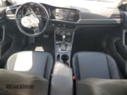 ✅ 2019 Volkswagen Jetta S • VIN: 3VWC57BU4KM136314 • Lot: 55366535. Listed on Copart with 98,051 mi. Free auction sales archive from the USA and detailed vehicle history report at DreamBid. Image 8.