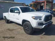 ✅ 2023 Toyota Tacoma SR5 • VIN: 3TMBZ5DN2PM040573 • Lot: 43357709. Wystawiony na IAAI z przebiegiem 52 538 mil. Bezpłatny archiwum sprzedaży aukcyjnych z USA i szczegółowy raport historii pojazdu na DreamBid. Zdjęcie 1.