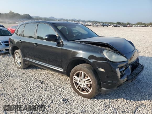 ✅ 2010 Porsche Cayenne • VIN: WP1AB2AP8ALA50293 • Lot: 69591874. Listed on Copart with 216,230 mi. Free auction sales archive from the USA and detailed vehicle history report at DreamBid. Image 4.