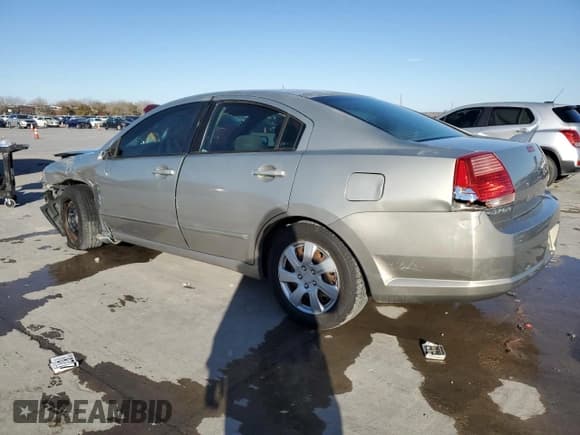 ✅ 2004 Mitsubishi Galant ES • VIN: 4A3AB36F44E101902 • Лот: 42209055. Опубликован ранее на Copart с пробегом 323 862 миль. Бесплатный доступ к архиву аукционных продаж из США и подробный отчёт об истории автомобиля на DreamBid. Изображение 2.