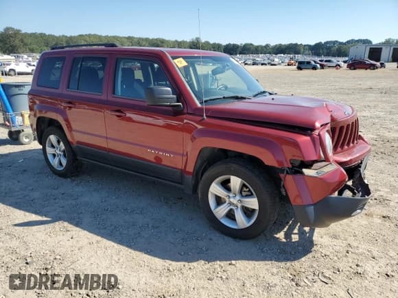 ✅ 2014 Jeep Patriot Sport • VIN: 1C4NJRBB6ED625332 • Lot: 84965015. Wystawiony na Copart z przebiegiem 94 960 mil. Bezpłatny archiwum sprzedaży aukcyjnych z USA i szczegółowy raport historii pojazdu na DreamBid. Zdjęcie 4.
