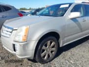 ✅ 2007 Cadillac SRX • VIN: 1GYEE637170134412 • Lot: 43571009. Wystawiony na IAAI z przebiegiem 206 058 mil. Bezpłatny archiwum sprzedaży aukcyjnych z USA i szczegółowy raport historii pojazdu na DreamBid. Zdjęcie 6.