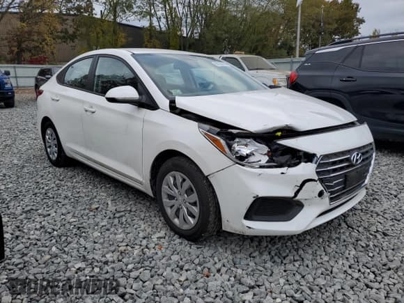 ✅ 2019 Hyundai Accent SEL • VIN: 3KPC24A33KE066009 • Lot: 90128705. Listed on Copart with 8,683 mi. Free auction sales archive from the USA and detailed vehicle history report at DreamBid. Image 4.