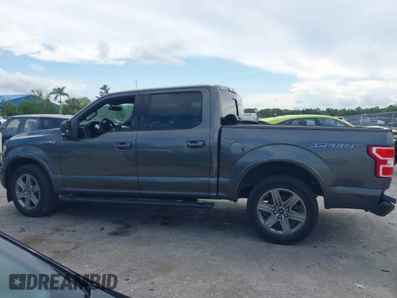 ✅ 2019 Ford F-150 XL • VIN: 1FTEW1CP6KFA29974 • Лот: 42700306. Опубликован ранее на IAAI с пробегом 114 333 миль. Бесплатный доступ к архиву аукционных продаж из США и подробный отчёт об истории автомобиля на DreamBid. Изображение 14.