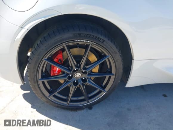 ✅ 2024 Toyota 86 TRUENO Edition • VIN: JF1ZNBM19R8750279 • Лот: 41468207. Опубликован ранее на IAAI с пробегом 15 440 миль. Бесплатный доступ к архиву аукционных продаж из США и подробный отчёт об истории автомобиля на DreamBid. Изображение 18.