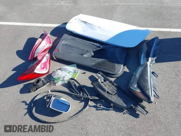 2015 Hyundai Genesis Coupe Ultimate с VIN KMHHU6KJ3FU126351, выставлен на аукционе IAAI как лот 41318016 с пробегом 97 406 миль миль и . История ставок и продаж доступна на DreamBid. Изображение 12.