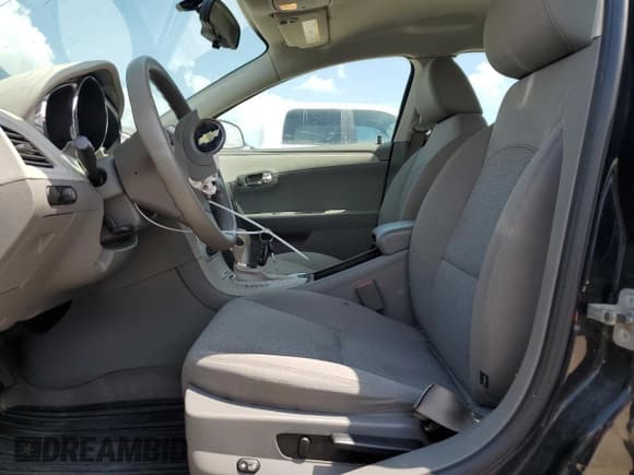 ✅ 2011 Chevrolet Malibu 1LS • VIN: 1G1ZB5E12BF112629 • Lot: 62648754. Listed on Copart with 43,576 mi. Free auction sales archive from the USA and detailed vehicle history report at DreamBid. Image 7.