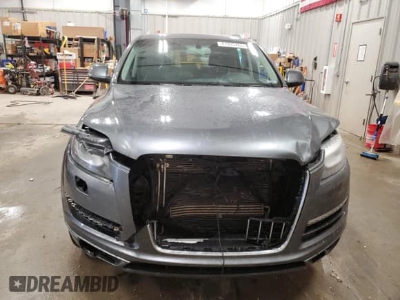 ✅ 2015 Audi Q7 Premium Plus • VIN: WA1LGAFE3FD009997 • Lot: 71935765. Wystawiony na Copart z przebiegiem 112 410 mil. Bezpłatny archiwum sprzedaży aukcyjnych z USA i szczegółowy raport historii pojazdu na DreamBid. Zdjęcie 5.