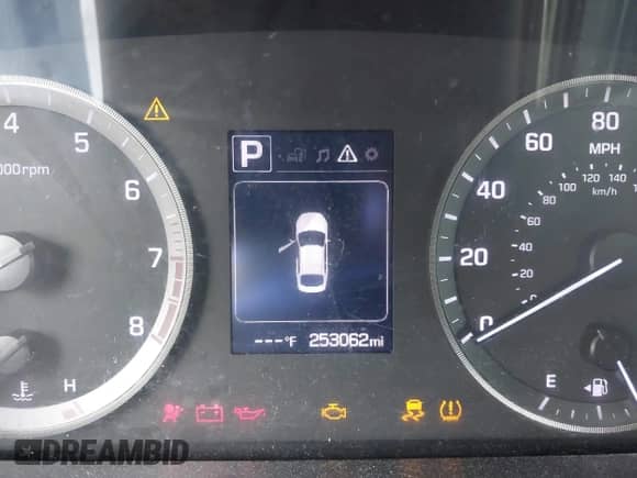 2015 Hyundai Sonata Sport z VIN 5NPE34AF4FH022103, wystawiony jako IAAI lot #43426151 z przebiegiem 253 062 mil mil oraz . Historia ofert i sprzedaży dostępna na DreamBid. Obrazek 16.