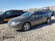 ✅ 2015 Volkswagen CC Sport • VIN: WVWBP7AN2FE802598 • Лот: 68955875. Опубликован ранее на Copart с пробегом 110 437 миль. Бесплатный доступ к архиву аукционных продаж из США и подробный отчёт об истории автомобиля на DreamBid. Изображение 1.