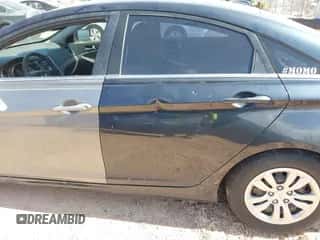 2012 Hyundai Sonata GLS с VIN 5NPEB4AC9CH369494, выставлен на аукционе IAAI как лот 43501801 с пробегом 154 154 миль миль и . История ставок и продаж доступна на DreamBid. Изображение 6.