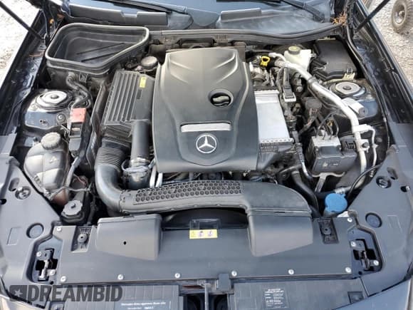 ✅ 2017 Mercedes-Benz SLC 300 • VIN: WDDPK3JA3HF127339 • Lot: 90805725. Wystawiony na Copart z przebiegiem 109 963 mil. Bezpłatny archiwum sprzedaży aukcyjnych z USA i szczegółowy raport historii pojazdu na DreamBid. Zdjęcie 11.