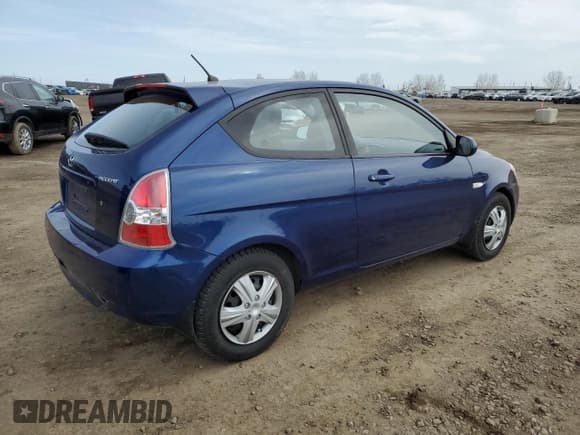 ✅ 2011 Hyundai Accent L • VIN: KMHCN3BC5BU193339 • Лот: 52600385. Опубликован ранее на Copart с пробегом 173 754 миль. Бесплатный доступ к архиву аукционных продаж из США и подробный отчёт об истории автомобиля на DreamBid. Изображение 3.