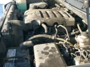 ✅ 2012 Toyota Sequoia SR5 • VIN: 5TDBY5G11CS071643 • Лот: 41548352. Опубликован ранее на IAAI с пробегом 175 509 миль. Бесплатный доступ к архиву аукционных продаж из США и подробный отчёт об истории автомобиля на DreamBid. Изображение 19.