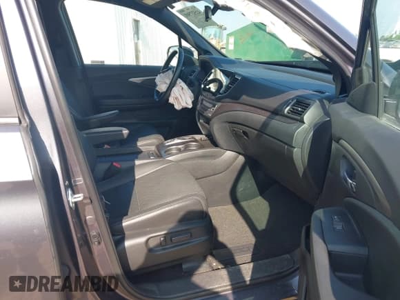 ✅ 2021 Honda Passport EX-L • VIN: 5FNYF8H51MB027490 • Lot: 42527501. Listed on IAAI with 85,635 mi. Free auction sales archive from the USA and detailed vehicle history report at DreamBid. Image 5.