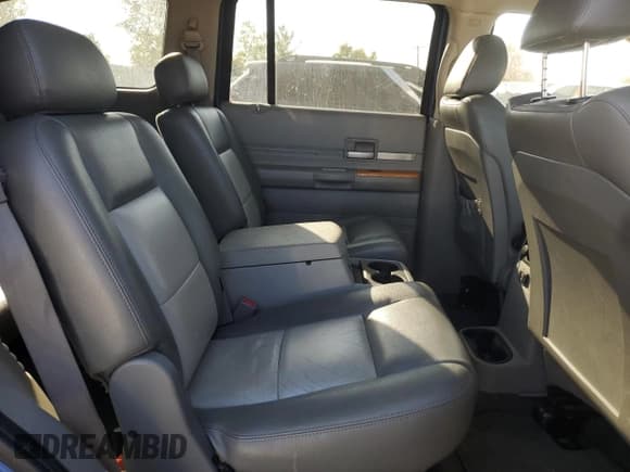 ✅ 2007 Chrysler Aspen Limited • VIN: 1A8HW58P97F532055 • Lot: 80856525. Wystawiony na Copart z przebiegiem 195 922 mil. Bezpłatny archiwum sprzedaży aukcyjnych z USA i szczegółowy raport historii pojazdu na DreamBid. Zdjęcie 11.