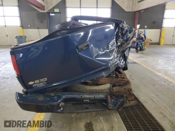 ✅ 2001 Chevrolet S-10 • VIN: 1GCCS195318191895 • Лот: 81762124. Опубликован ранее на Copart с пробегом Не указан. Бесплатный доступ к архиву аукционных продаж из США и подробный отчёт об истории автомобиля на DreamBid. Изображение 6.