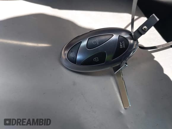 ✅ 2025 Hyundai Tucson SEL Convenience • VIN: 5NMJC3DE8SH469049 • Lot: 43311716. Wystawiony na IAAI z przebiegiem 8 451 mil. Bezpłatny archiwum sprzedaży aukcyjnych z USA i szczegółowy raport historii pojazdu na DreamBid. Zdjęcie 11.