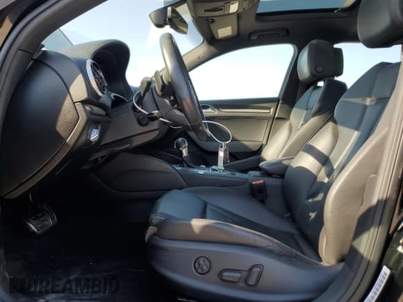 ✅ 2017 Audi A3 e-tron Sportback Premium Plus • VIN: WAUTPBFF5HA036351 • Lot: 75339474. Listed on Copart with 32,374 mi. Free auction sales archive from the USA and detailed vehicle history report at DreamBid. Image 7.