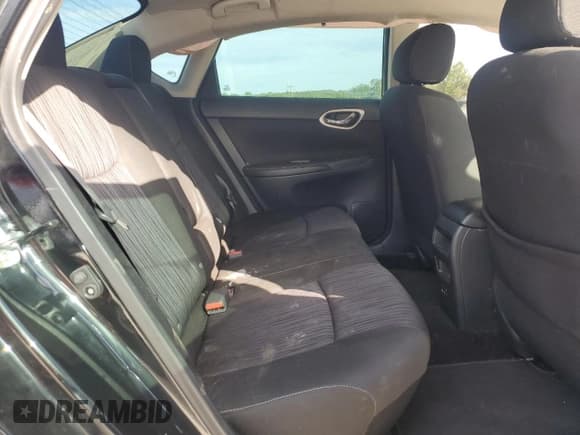 ✅ 2019 Nissan Sentra SV • VIN: 3N1AB7AP6KY392464 • Lot: 70404215. Wystawiony na Copart z przebiegiem 108 645 mil. Bezpłatny archiwum sprzedaży aukcyjnych z USA i szczegółowy raport historii pojazdu na DreamBid. Zdjęcie 10.