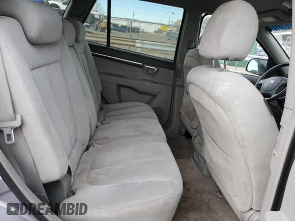 ✅ 2008 Hyundai Santa Fe SE • VIN: 5NMSH73E08H170338 • Lot: 82353714. Listed on Copart with 128,135 mi. Free auction sales archive from the USA and detailed vehicle history report at DreamBid. Image 11.