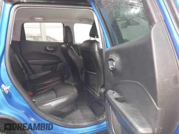 2020 Jeep Compass Latitude с VIN 3C4NJDBB3LT229336, выставлен на аукционе IAAI как лот 41568382 с пробегом 49 649 миль миль и . История ставок и продаж доступна на DreamBid. Изображение 8.