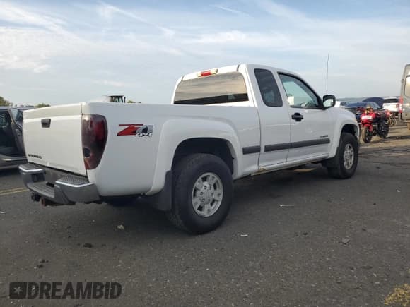 ✅ 2004 Chevrolet Colorado LS Z71 • VIN: 1GCDT196X48111832 • Лот: 84385335. Опубликован ранее на Copart с пробегом 167 278 миль. Бесплатный доступ к архиву аукционных продаж из США и подробный отчёт об истории автомобиля на DreamBid. Изображение 3.