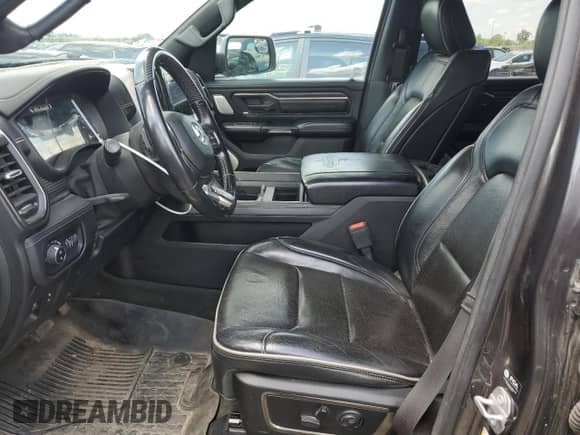 2021 Ram 1500 Limited z VIN 1C6SRFPT8MN563184, wystawiony jako Copart lot #63587385 z przebiegiem 167 274 mil mil oraz Nie do naprawy • Non repairable. Historia ofert i sprzedaży dostępna na DreamBid. Obrazek 7.