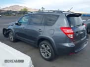 ✅ 2012 Toyota RAV4 Sport • VIN: JTMWF4DV8C5046592 • Lot: 42207047. Wystawiony na IAAI z przebiegiem 107 210 mil. Bezpłatny archiwum sprzedaży aukcyjnych z USA i szczegółowy raport historii pojazdu na DreamBid. Zdjęcie 3.