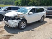 ✅ 2011 Toyota Highlander • VIN: 5TDZK3EH5BS027325 • Lot: 42612984. Wystawiony na IAAI z przebiegiem 65 608 mil. Bezpłatny archiwum sprzedaży aukcyjnych z USA i szczegółowy raport historii pojazdu na DreamBid. Zdjęcie 17.