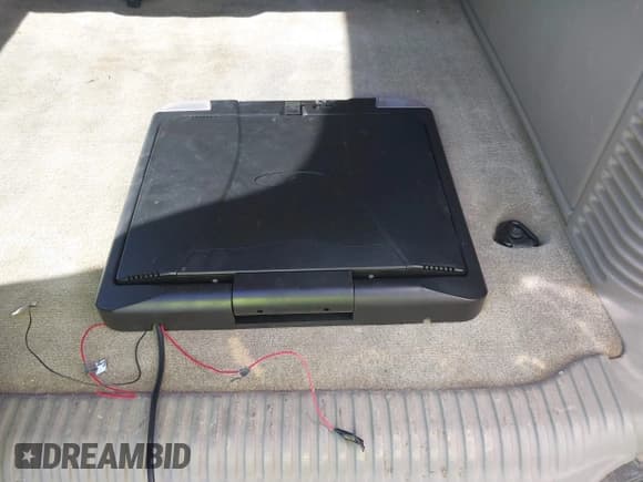 ✅ 2004 Chevrolet Suburban LT • VIN: 3GNEC16T14G306203 • Лот: 43452798. Опубликован ранее на IAAI с пробегом 146 872 миль. Бесплатный доступ к архиву аукционных продаж из США и подробный отчёт об истории автомобиля на DreamBid. Изображение 12.