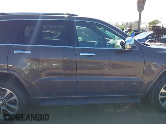 ✅ 2017 Jeep Grand Cherokee Overland • VIN: 1C4RJECG0HC960178 • Лот: 42315844. Опубликован ранее на IAAI с пробегом 63 271 миль. Бесплатный доступ к архиву аукционных продаж из США и подробный отчёт об истории автомобиля на DreamBid. Изображение 13.