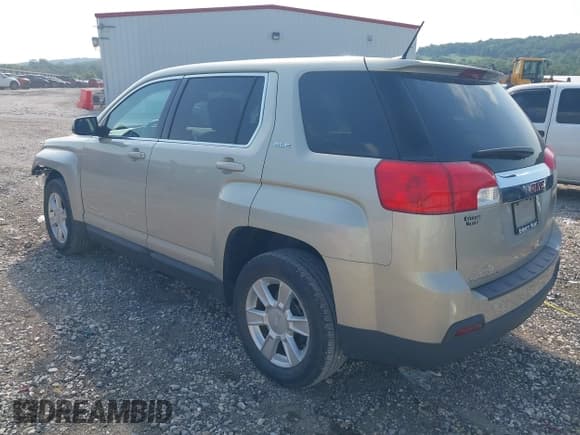 ✅ 2013 GMC Terrain SLE • VIN: 2GKALMEK9D6266986 • Lot: 42929462. Wystawiony na IAAI z przebiegiem 72 660 mil. Bezpłatny archiwum sprzedaży aukcyjnych z USA i szczegółowy raport historii pojazdu na DreamBid. Zdjęcie 3.