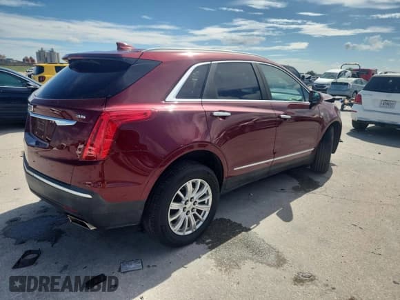 ✅ 2017 Cadillac XT5 FWD • VIN: 1GYKNARS7HZ268436 • Лот: 85517165. Опубликован ранее на Copart с пробегом 90 279 миль. Бесплатный доступ к архиву аукционных продаж из США и подробный отчёт об истории автомобиля на DreamBid. Изображение 3.