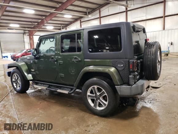 ✅ 2008 Jeep Wrangler Unlimited Sahara • VIN: 1J4GA59178L550076 • Lot: 86016094. Wystawiony na Copart z przebiegiem 195 010 mil. Bezpłatny archiwum sprzedaży aukcyjnych z USA i szczegółowy raport historii pojazdu na DreamBid. Zdjęcie 2.