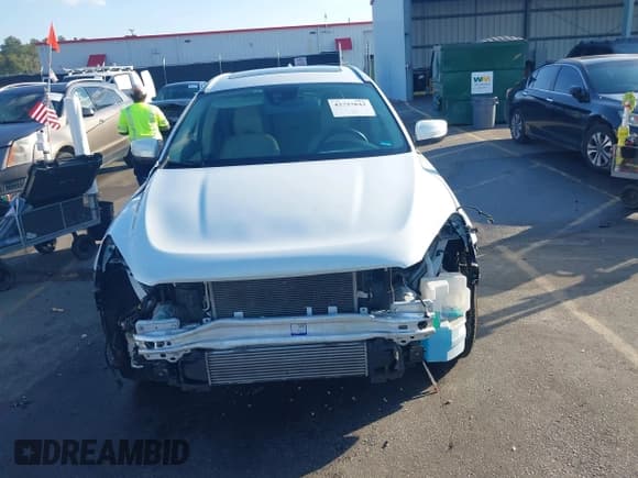 ✅ 2017 Volvo XC60 Inscription • VIN: YV440MDUXH2038967 • Лот: 43737642. Опубликован ранее на IAAI с пробегом 66 997 миль. Бесплатный доступ к архиву аукционных продаж из США и подробный отчёт об истории автомобиля на DreamBid. Изображение 13.