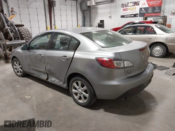✅ 2010 Mazda 3 i Sport • VIN: JM1BL1SF9A1314913 • Лот: 43518748. Опубликован ранее на IAAI с пробегом 254 537 миль. Бесплатный доступ к архиву аукционных продаж из США и подробный отчёт об истории автомобиля на DreamBid. Изображение 3.