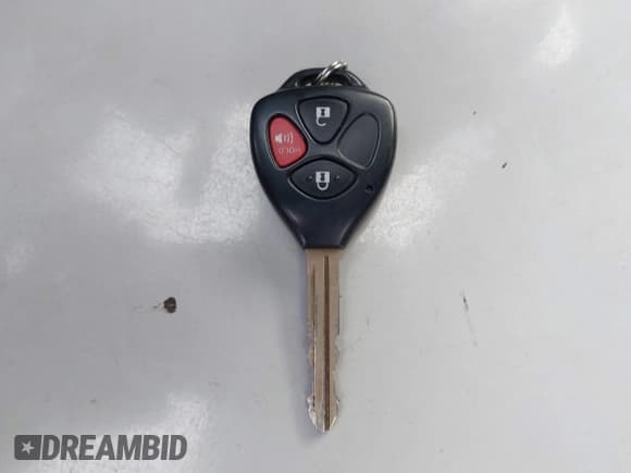 ✅ 2008 Toyota RAV4 Sport • VIN: JTMZK32V685016181 • Lot: 42194844. Wystawiony na IAAI z przebiegiem 43 521 mil. Bezpłatny archiwum sprzedaży aukcyjnych z USA i szczegółowy raport historii pojazdu na DreamBid. Zdjęcie 11.