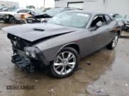 ✅ 2021 Dodge Challenger SXT • VIN: 2C3CDZGG0MH564892 • Lot: 72882962. Wystawiony na Copart z przebiegiem 14 387 mil. Bezpłatny archiwum sprzedaży aukcyjnych z USA i szczegółowy raport historii pojazdu na DreamBid. Zdjęcie 1.