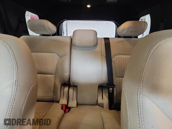 ✅ 2017 Ford Explorer • VIN: 1FM5K8BH8HGB44332 • Lot: 68719465. Wystawiony na Copart z przebiegiem 66 277 mil. Bezpłatny archiwum sprzedaży aukcyjnych z USA i szczegółowy raport historii pojazdu na DreamBid. Zdjęcie 10.