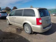 ✅ 2014 Chrysler Town & Country Limited • VIN: 2C4RC1GG8ER156047 • Лот: 43458062. Опубликован ранее на IAAI с пробегом 175 542 миль. Бесплатный доступ к архиву аукционных продаж из США и подробный отчёт об истории автомобиля на DreamBid. Изображение 3.