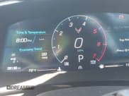 ✅ 2022 Chevrolet Corvette 1LT • VIN: 1G1YA3D48N5116323 • Lot: 43860009. Wystawiony na IAAI z przebiegiem 26 136 mil. Bezpłatny archiwum sprzedaży aukcyjnych z USA i szczegółowy raport historii pojazdu na DreamBid. Zdjęcie 7.