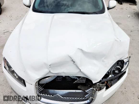 ✅ 2014 Jaguar XF T • VIN: SAJWA0ESXEPU21810 • Lot: 81451745. Wystawiony na Copart z przebiegiem Nie podano. Bezpłatny archiwum sprzedaży aukcyjnych z USA i szczegółowy raport historii pojazdu na DreamBid. Zdjęcie 11.