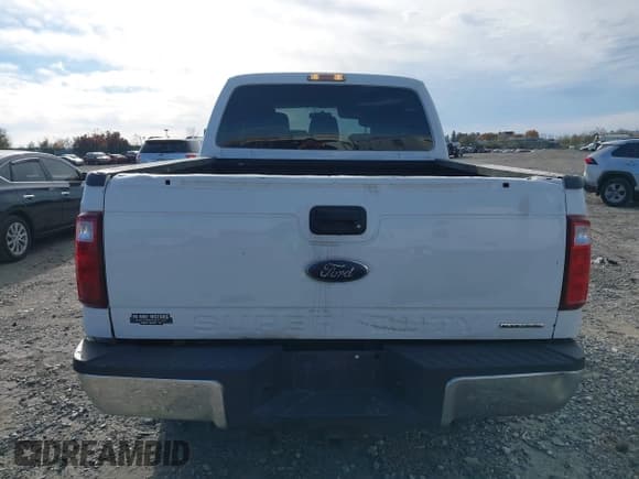 ✅ 2014 Ford F-250 XL • VIN: 1FT7W2B69EEA80001 • Лот: 43636517. Опубликован ранее на IAAI с пробегом 266 646 миль. Бесплатный доступ к архиву аукционных продаж из США и подробный отчёт об истории автомобиля на DreamBid. Изображение 16.
