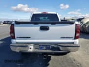 ✅ 2005 Chevrolet Silverado 1500 LS • VIN: 1GCEC19T55Z135851 • Lot: 91927505. Wystawiony na Copart z przebiegiem 129 701 mil. Bezpłatny archiwum sprzedaży aukcyjnych z USA i szczegółowy raport historii pojazdu na DreamBid. Zdjęcie 6.
