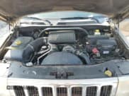 ✅ 2006 Jeep Commander Limited • VIN: 1J8HG58N26C302532 • Lot: 59671125. Wystawiony na Copart z przebiegiem 155 835 mil. Bezpłatny archiwum sprzedaży aukcyjnych z USA i szczegółowy raport historii pojazdu na DreamBid. Zdjęcie 12.