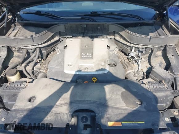 ✅ 2016 Infiniti QX70 • VIN: JN8CS1MW5GM750920 • Lot: 42461404. Listed on IAAI with 145,116 mi. Free auction sales archive from the USA and detailed vehicle history report at DreamBid. Image 10.